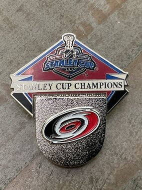 NHL Carolina Hurricanes 2006 Stanley Cup Champions Pin